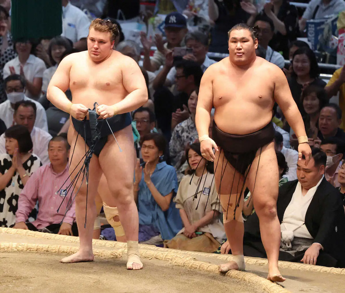 安青錦 豊昇龍も破り大関復帰に王手 大の里に続き横綱連破