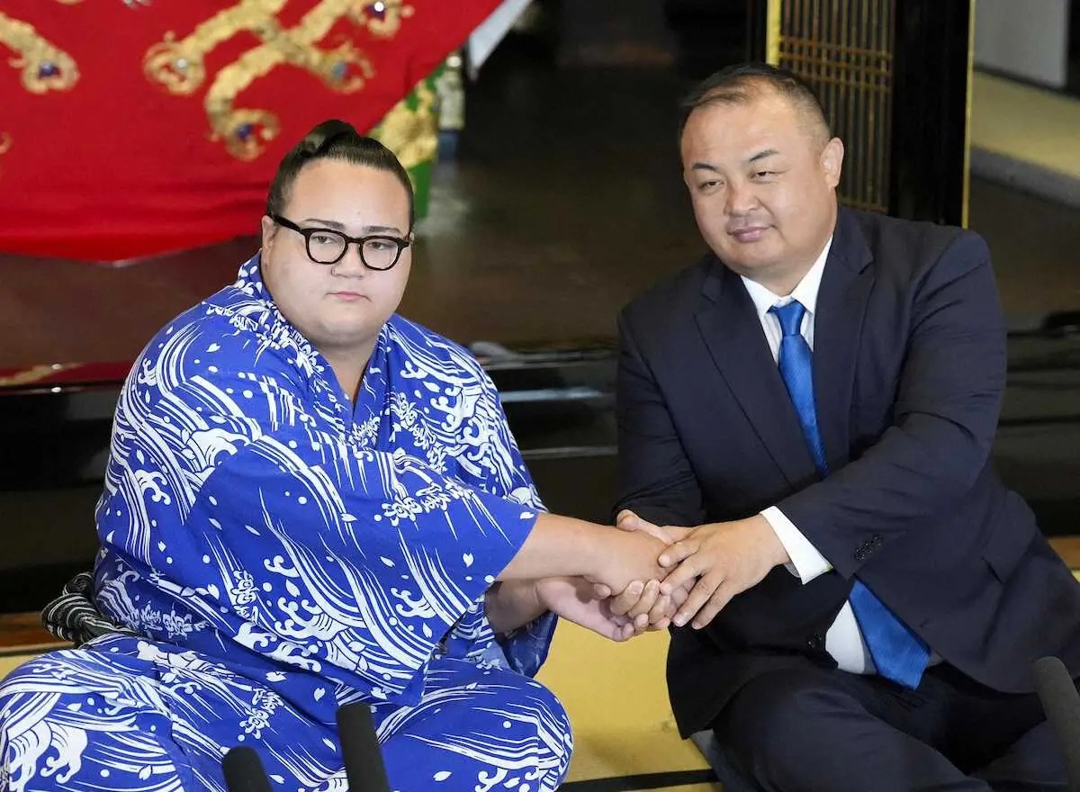 福島市出身・丹治、新十両昇進 新体操経験の異色の20歳 同郷の兄弟子・若隆景も祝福