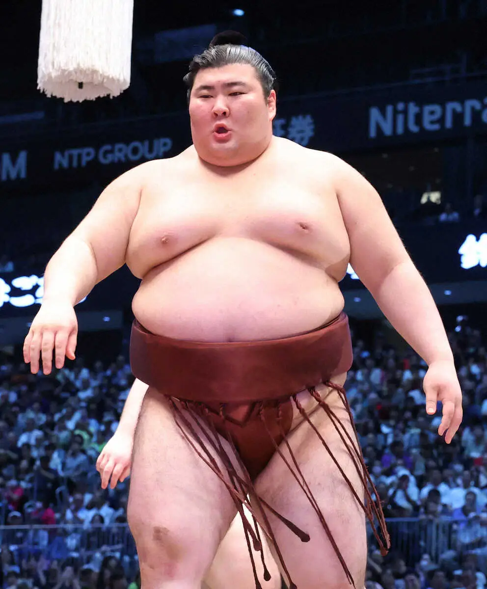 大相撲秋場所13日初日 熱海富士、懸賞本数“大関超え”2位 安青錦らを上回る