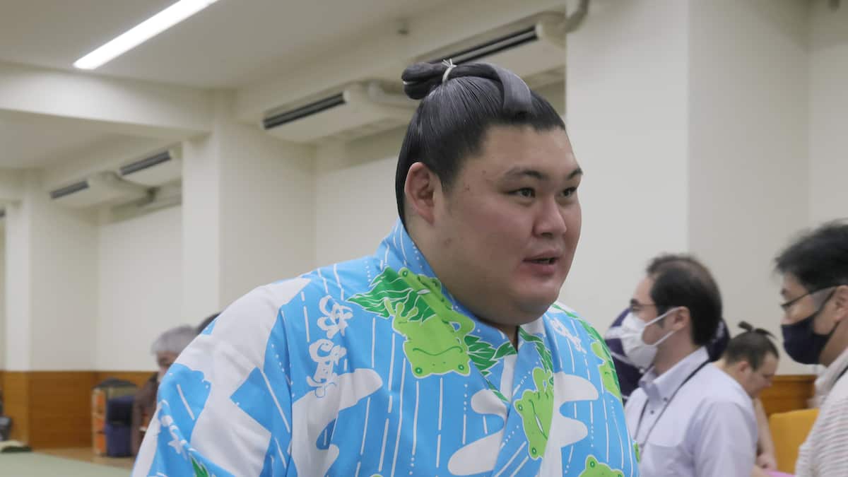 舞の海氏「ぜひ大相撲ファンにも横綱に対して厳しい目で見てもらいたい」／秋場所