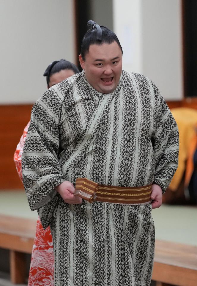 朝乃山 Ｖ争い残った！１０勝目で首位大の里を１差追走も「何も考えていない」 完勝で熱海富士の大関昇進を阻止