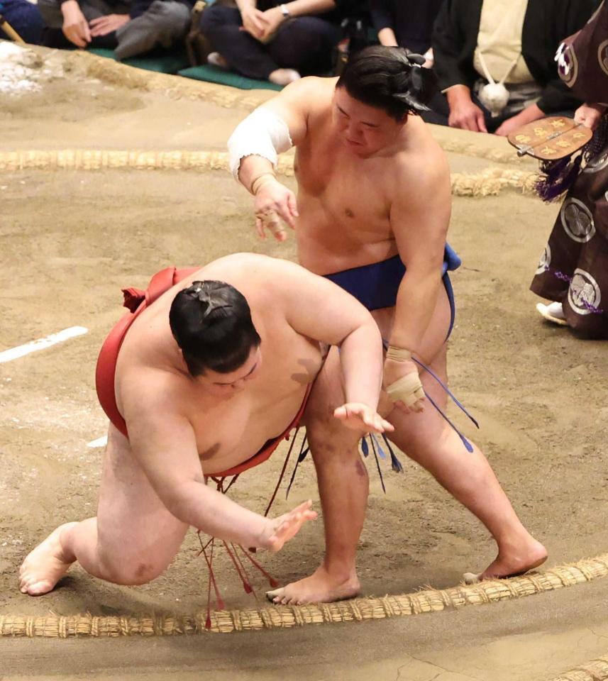 藤ノ川は堂々の敢闘賞 ３大関全員撃破、大関昇進の目安の起点に「もう一つ上を目指したい」