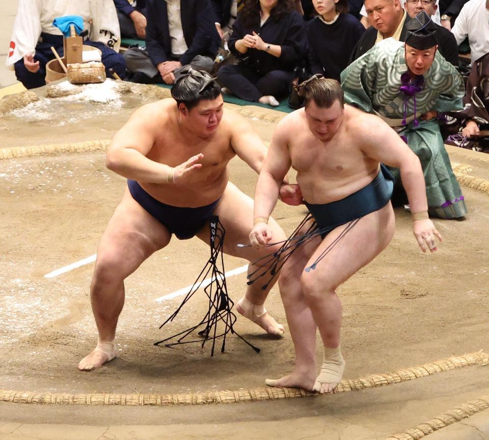 安青錦 大の里に完敗でＶ逸「自分の相撲が取れなかった」 ケガで休場危機も大関の務め果たし切る「自分はこれから。さらに強くなりたい」