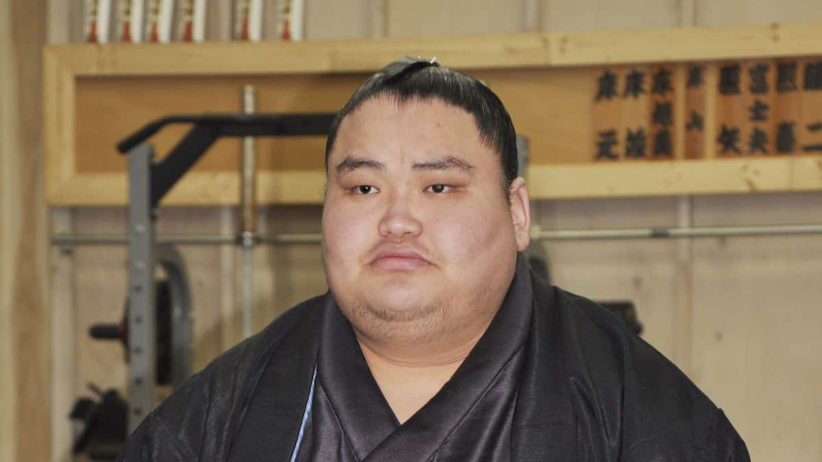 旭富士、最速6場所で新十両昇進 19歳竜鳳は8場所でスピード出世／九州場所