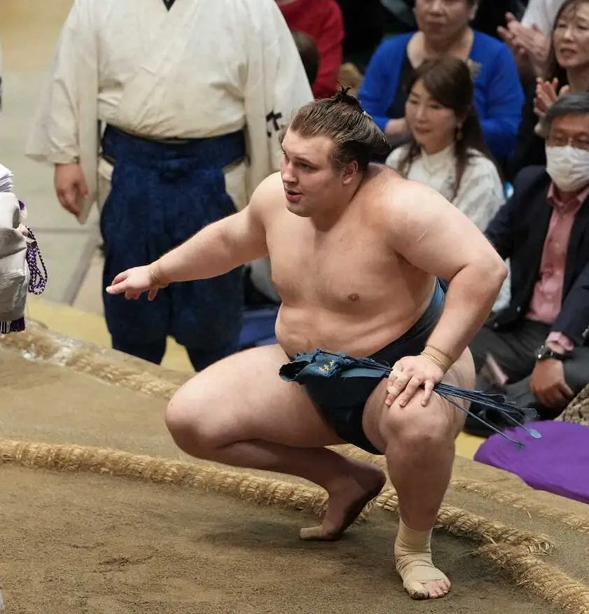 大関・安青錦がB1東京ユナイテッドのホーム開幕戦に来場 ティップオフセレモニーに参加