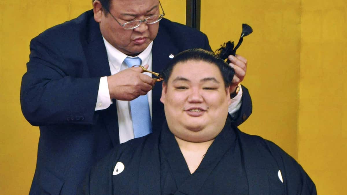 元幕内大翔鵬が断髪式 「寂しさはない。けじめをつけられて良かった」