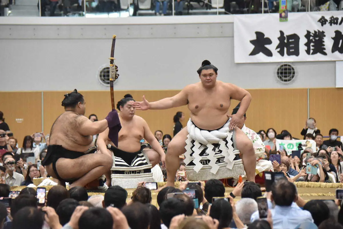 【大相撲秋巡業】横綱・大の里が近日中に本格始動へ 土台作りも順調で「いい形で九州に入れれば」