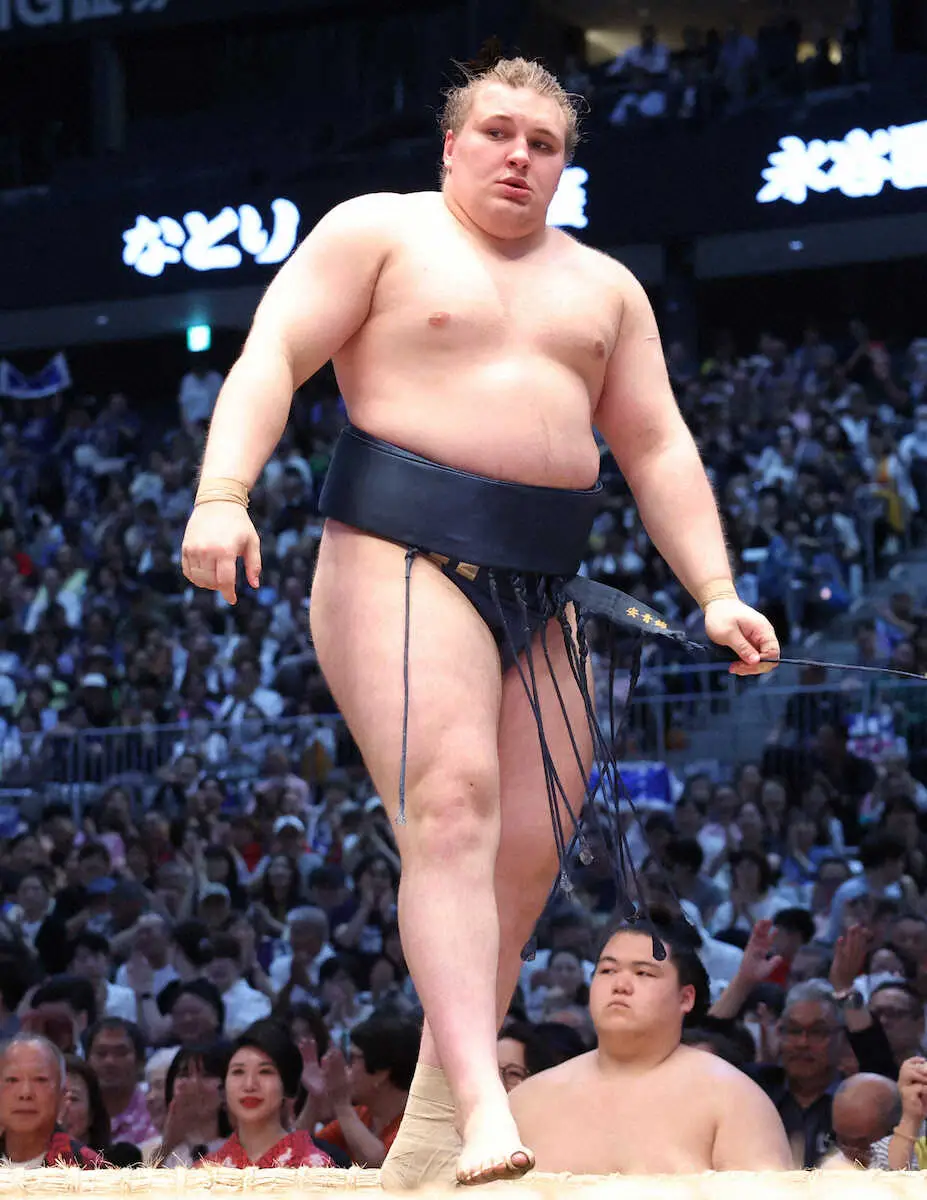 安青錦 新大関優勝した初場所以来の連勝発進 「まだ若い。もう一つ二つ、上を」